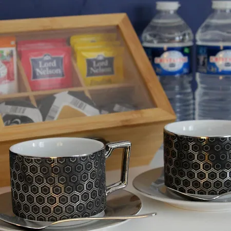 Le Potier Jovial Bed & Breakfast 4*