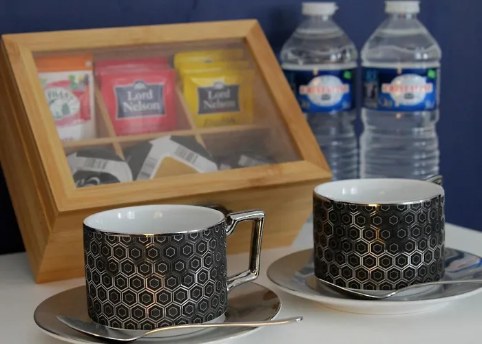 Le Potier Jovial Bed & Breakfast 4*