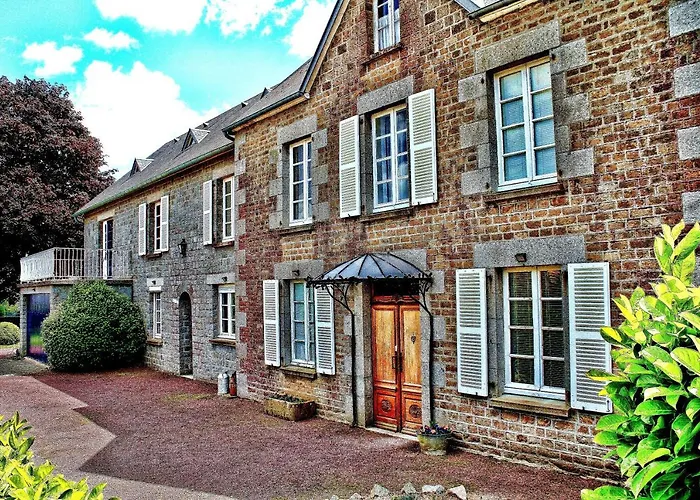 Le Potier Jovial Bed & Breakfast 4*