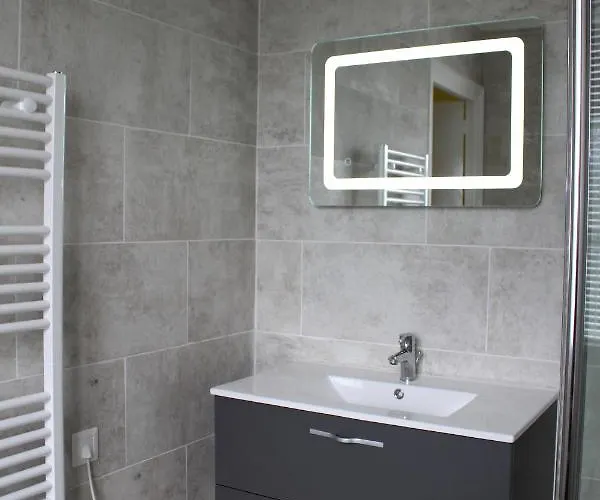 Le Potier Jovial Bed & Breakfast Ger (Manche)