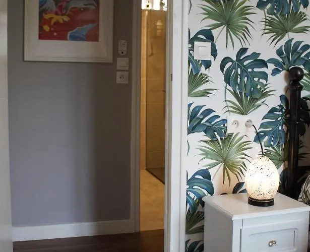 Le Potier Jovial Bed & Breakfast 4*